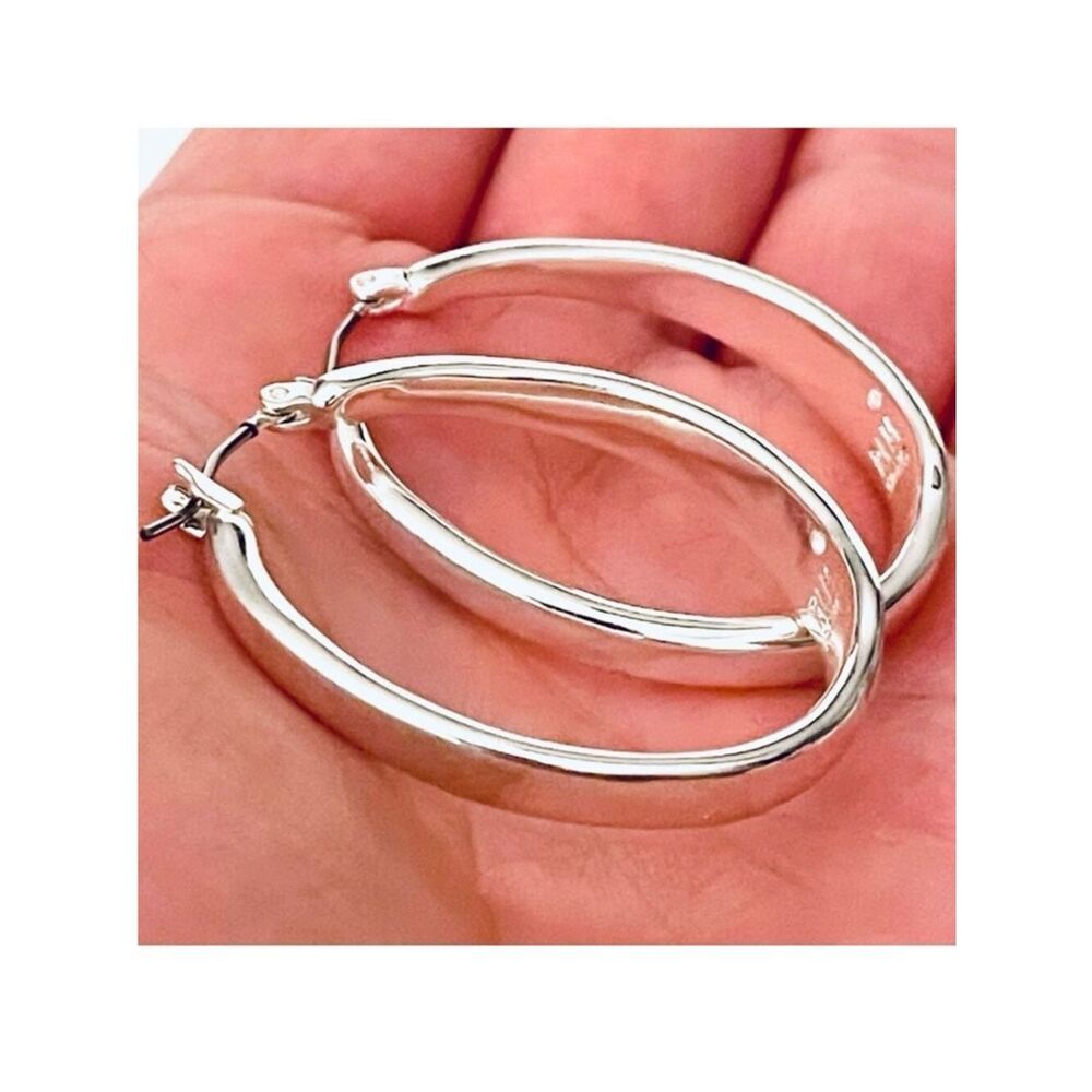 NWT Robert Lee Morris Soho Large Oval Thick Silver Polished Hoops earrings